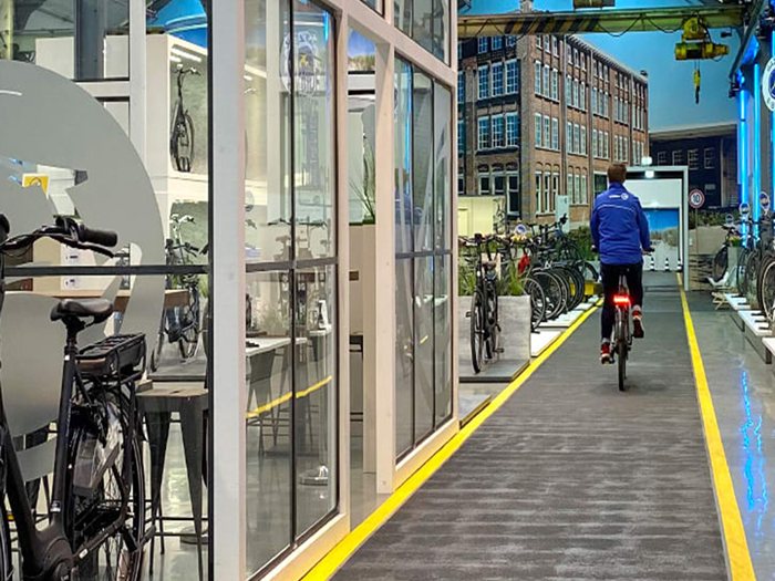 Indoor-Testparcours des E-Bike Testcenters in Mönchengladbach